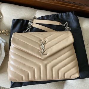 Chevron quilted chain bag